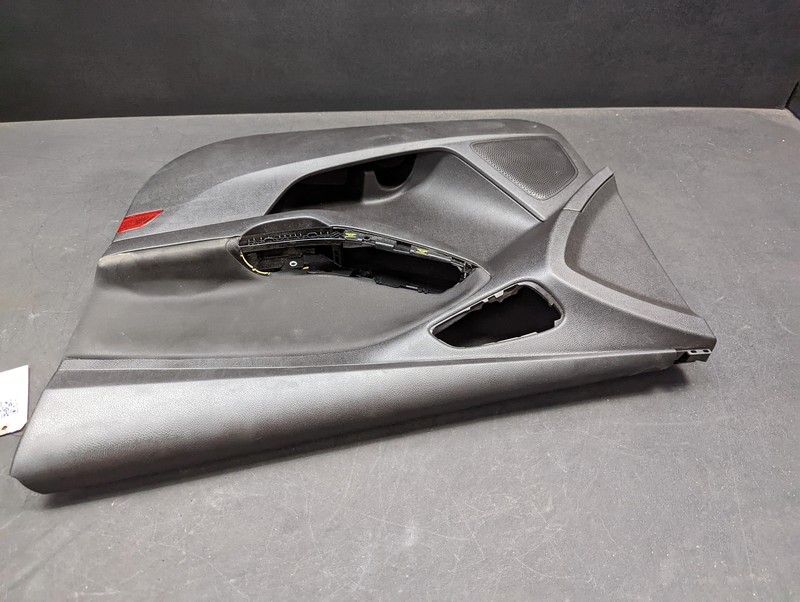 Front Right Door Trim Panel 2018 Ford Focus F1EZ-5823942-BB 2015 2016 2017