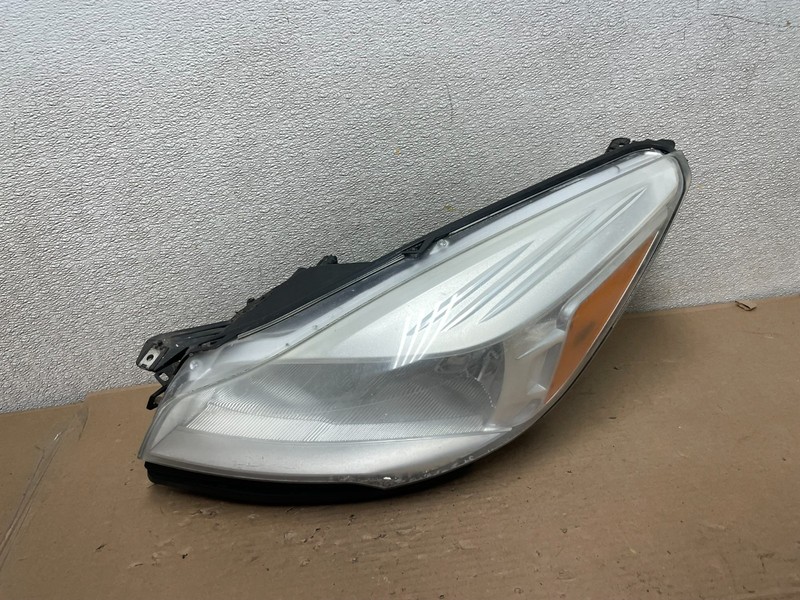 2013 - 2016 Ford Escape Headlight Left Driver Lh Side Halogen AB0049 DW