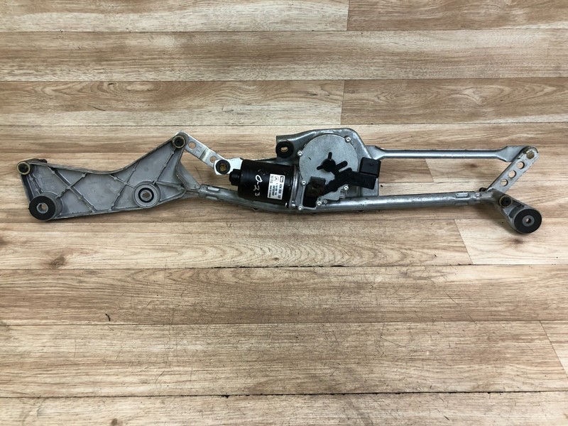 MERCEDES BENZ OEM X164 W164 GL450 ML500 FRONT WINDSHIELD WIPER WITH MOTOR 2