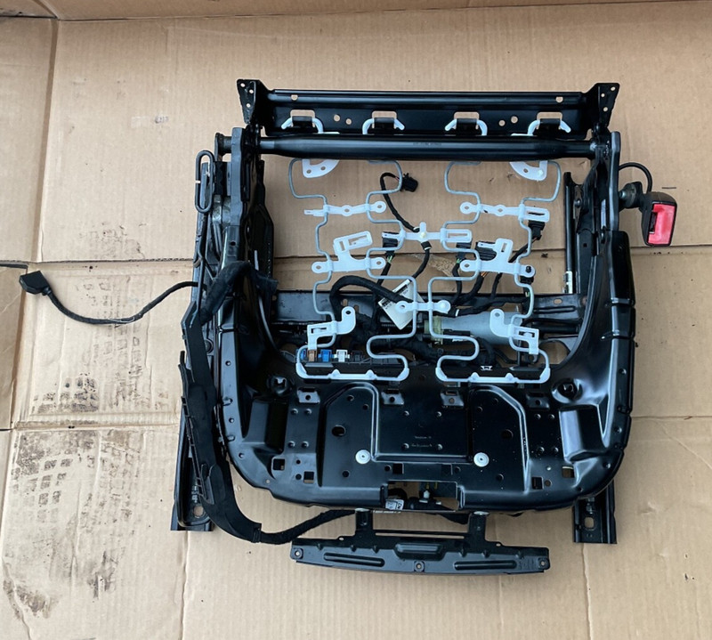 2008 PORSCHE CAYENNE FRONT RIGHT SEAT LOWER BOTTOM FRAME RAIL W/ MOTOR FACTORY
