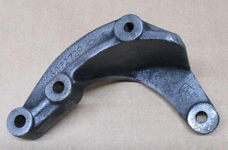 1971-1972 CHEVROLET BLAZER C10-C30 307 350 POWER STEERING PUMP BRACKET 6272729