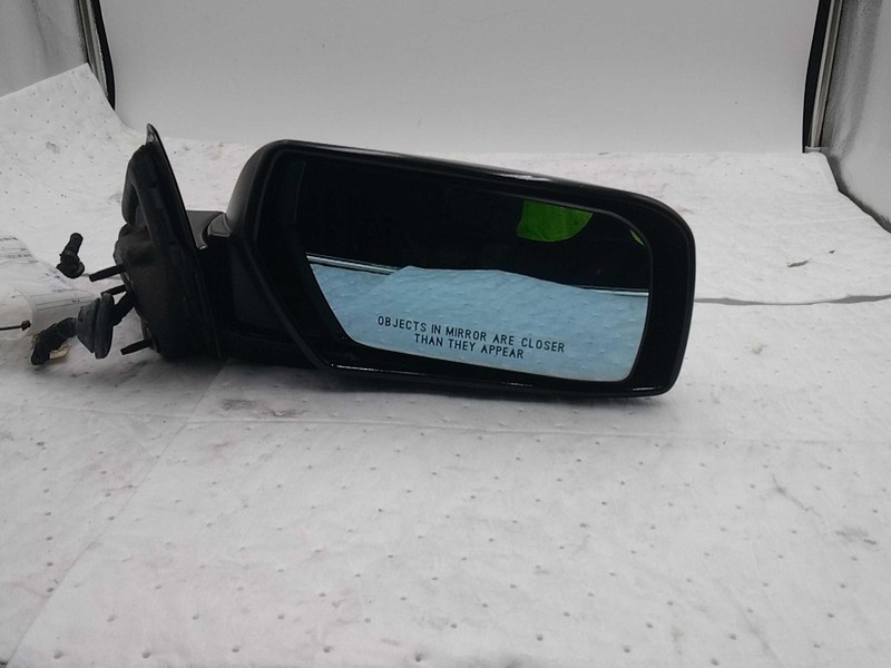 2006 Cadillac CTS Right Door Mirror Assembly Black OEM Used 176117