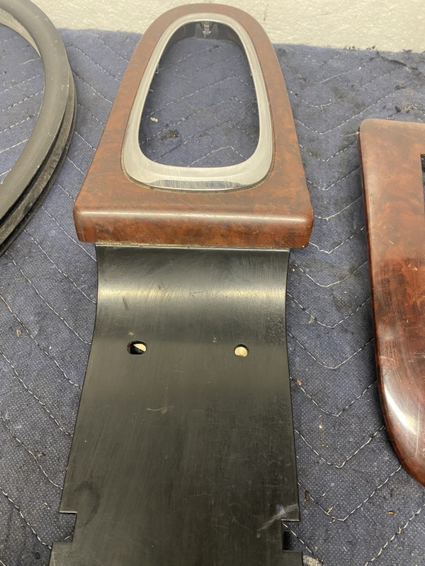 2008 Chevrolet Impala Console Trim OEM 15271144747