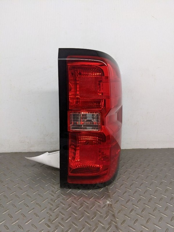Passenger Right Tail Light Fits 14-15 SILVERADO 1500 PICKUP 1146730