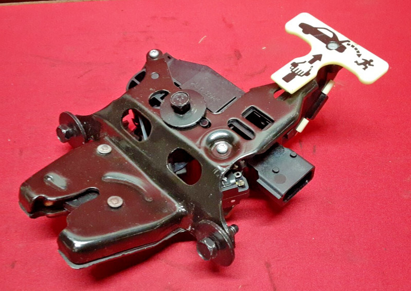2004 - 2016 Chevy Buick Pontiac Cadillac Hatch Tailgate Deck Lid Latch 20815645