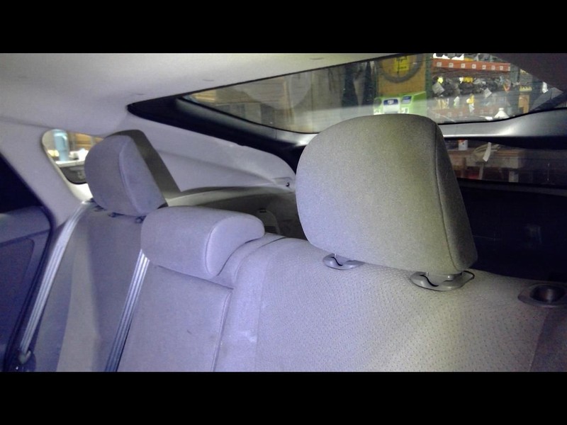 PRIUS 2010-2011 3 Rear Headrests 1678913