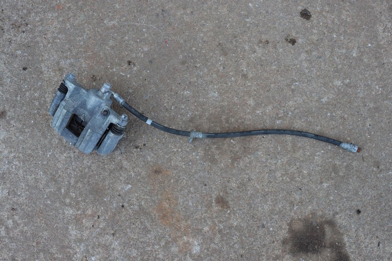 2017-2020 HONDA RIDGELINE REAR RIGHT PASSENGER SIDE BRAKE CALIPER W/ HOSE OEM