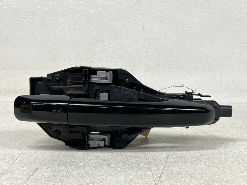 ⭐2016-2023 JAGUAR XF FRONT LEFT DRIVER SIDE EXTERIOR DOOR HANDLE OEM LOT2718