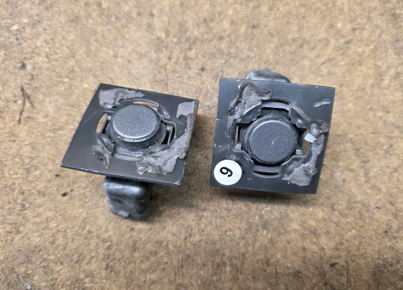 2008-2012 BMW F10 535I 528I FRONT BUMPER 2 PARKING PDC SENSORS W/ Bracket OEM
