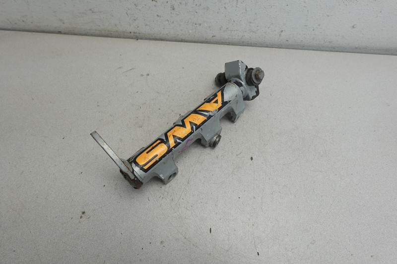 2004-2006 Arctic Cat OEM LH Ski Leg Spindle Mountain Cat Panther Bearcat