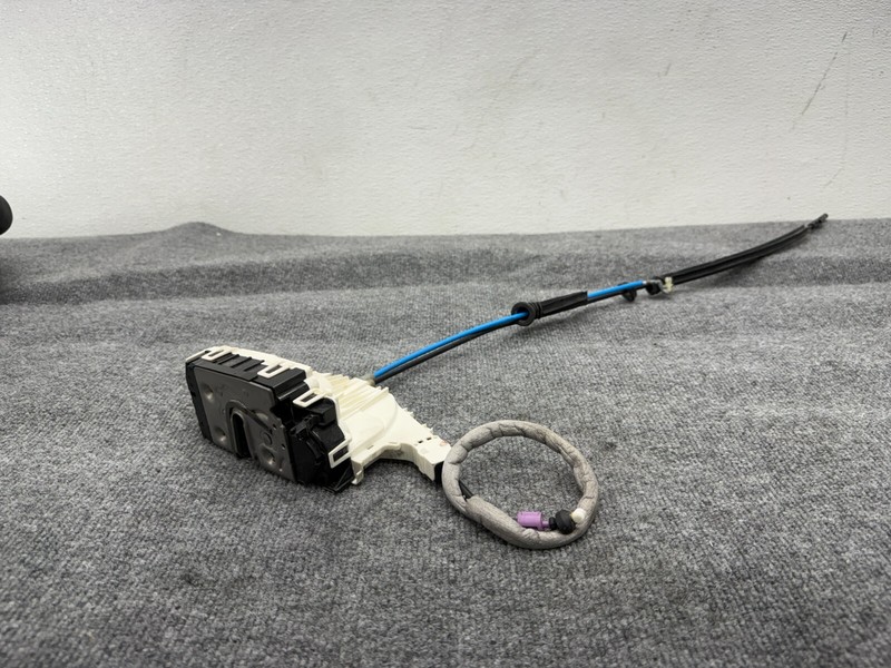 MERCEDES C218 CLS63 W212 E63 10-18 OEM REAR RIGHT RH DOOR LATCH LOCK ACTUATOR