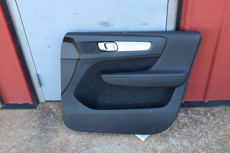 2019-2022 VOLVO XC40 FRONT RIGHT PASSENGER SIDE INTERIOR DOOR PANEL COVER OEM