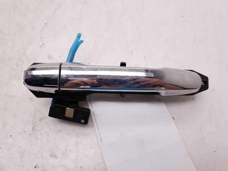 02-03 LEXUS ES300 3.0L DRIVER SIDE REAR (EXTERIOR) DOOR HANDLE