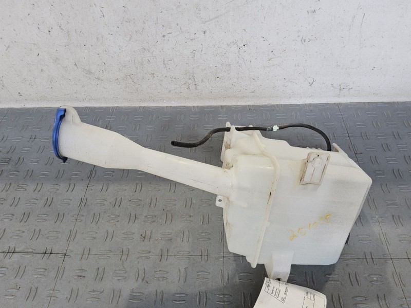 Wash Reservoir US Built VIN 5 1st Digit Fits 16-20 OPTIMA 3543423