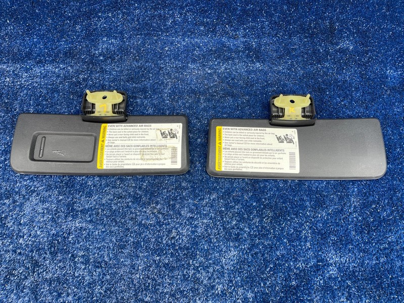 2007–2010 Saturn Sky Sun Visors SET (4-Piece) OEM