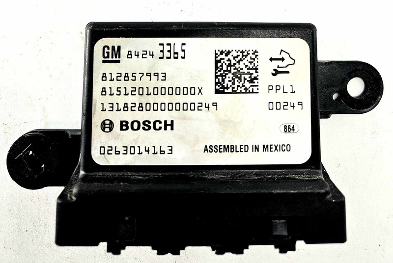 2016-2019 Cadillac XTS Parking Assist Control Module 84243365 Needs Programming