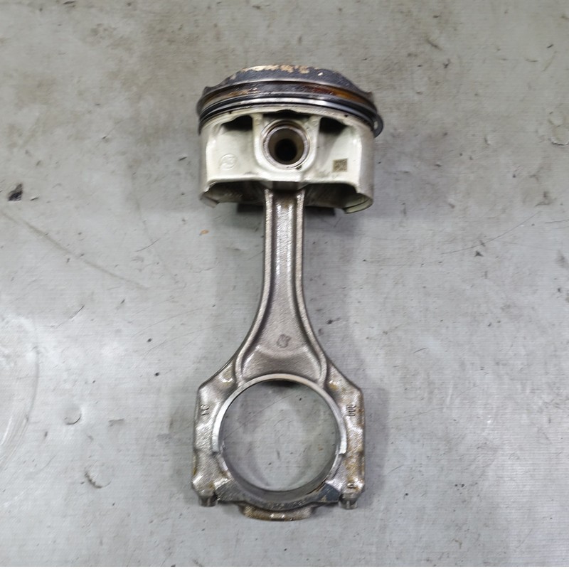 2018-2019 BMW F90 M5 S63 Piston Connecting Rod Assembly OEM