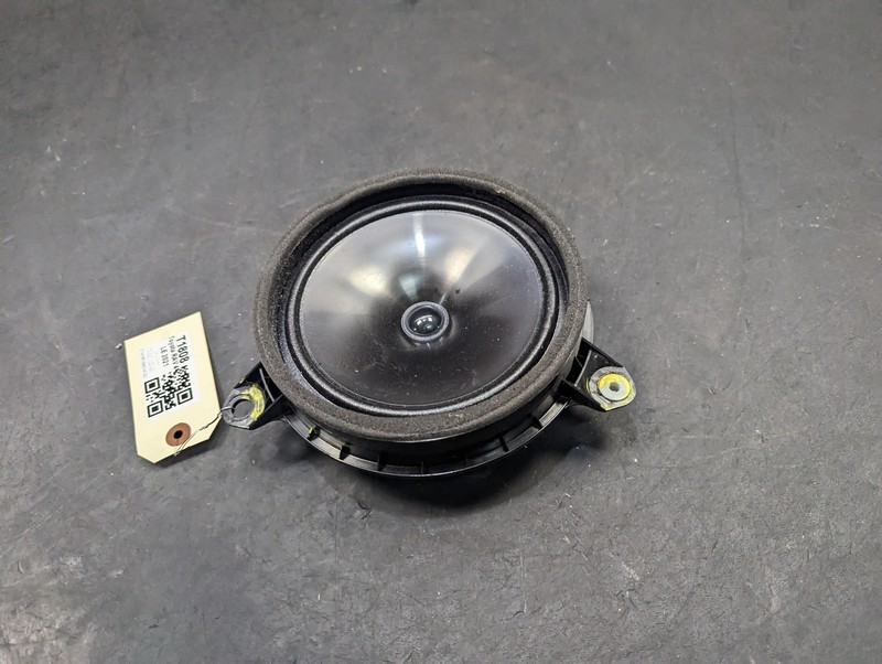 Rear Left Door Speaker 2021 Toyota RAV4 86160-02B40 2019 2020 2022 2023 2024