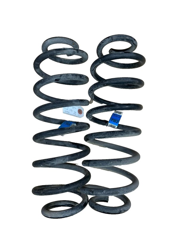 2007-2014 Chevy Tahoe Suburban 25783732 Genuine GM Parts Rear Coil Spring SET