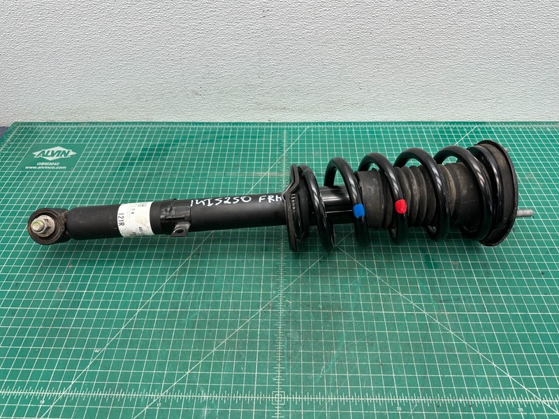 14-15 LEXUS IS250 - FRONT RIGHT SUSPENSION SHOCK ABSORBER STRUT W/ SPRING OEM