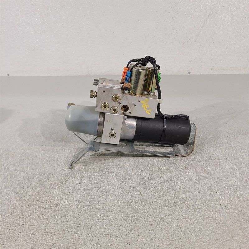 05-13 Corvette C6 Convertible Soft Top Hydraulic Lift Pump Aa7398