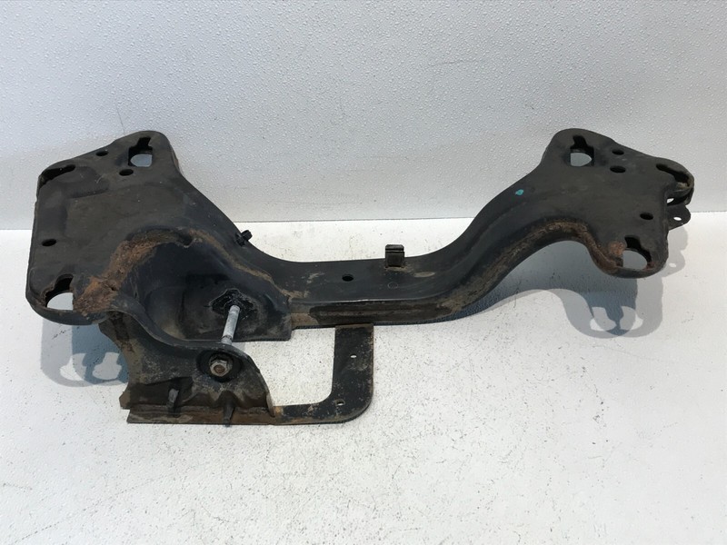 04-06 BMW X5 E53 3.0i Non Sport Front Transmission Subframe Crossmember 6762275