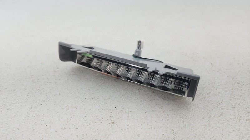 2023 KIA FORTE REAR TRUNK 3RD THIRD HIGH MOUNT BRAKE STOP LIGHT LAMP OEM