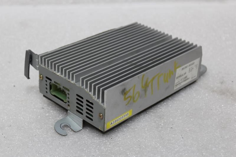 1990 1991 1992 LEXUS LS400 AUDIO AMPLIFIER NAKAMICHI 86280-50020