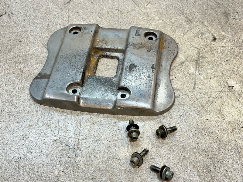 97 Harley Davidson XL 883 Sportster Rear Cylinder Engine Top Head Valve Cover