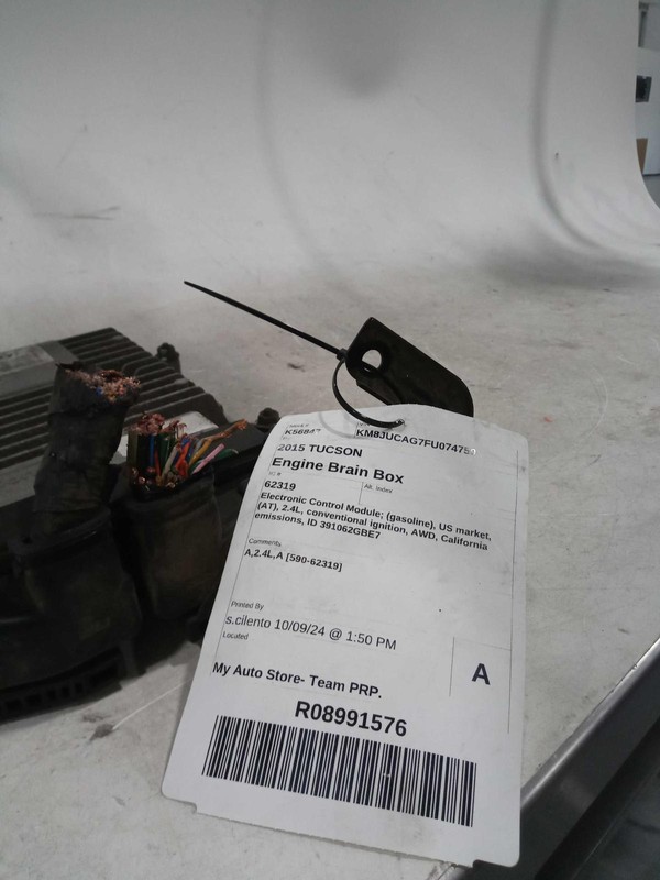 2015 Hyundai Tucson Engine Control Module ECM OEM 2.4L 129K Miles White