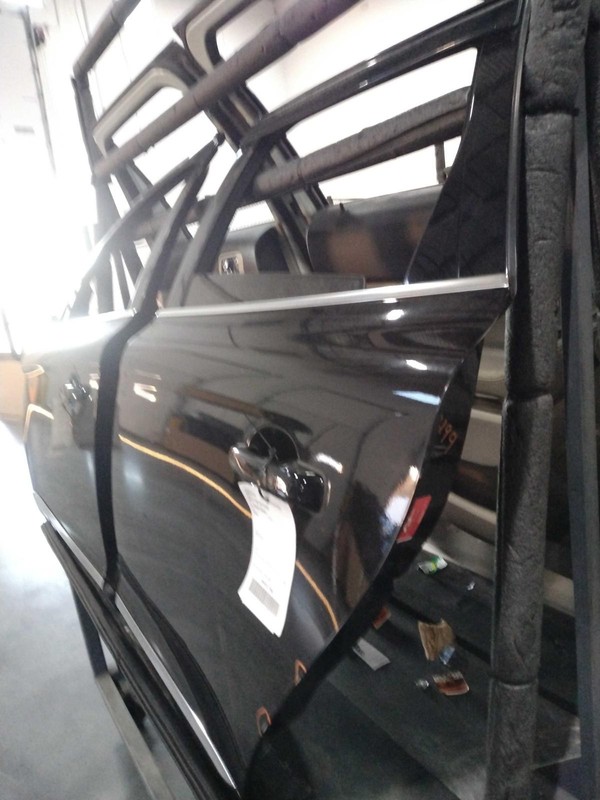 2017 Volvo XC60 Rear Left Door Black 4DR SUV Light Scratches OEM 486441