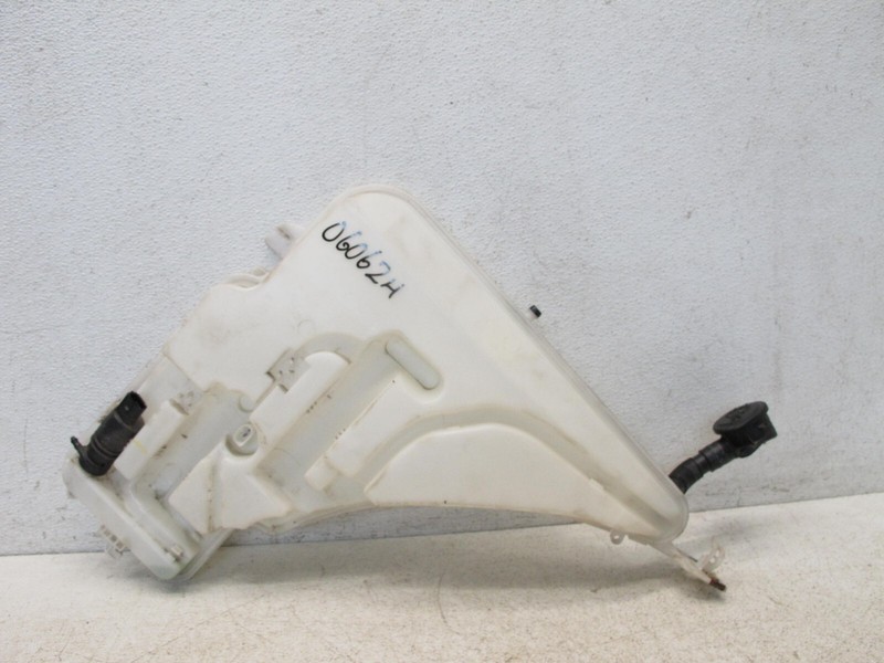 08-22 BMW F30 320i SEDAN 230i 435i WINDSHIELD WASHER FLUID RESERVOIR BOTTLE 0606