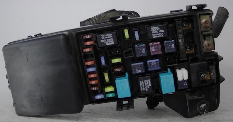 2003-2007 Honda Accord 2.4L Engine Compartment Fuse Box Assembly 4 Cyl