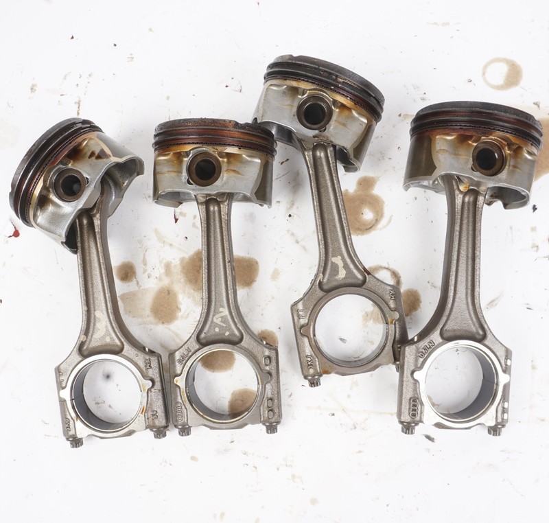2021 - 2024 Audi Q5 80A 2.0L Engine Piston Connecting Rod OEM SET OF 4
