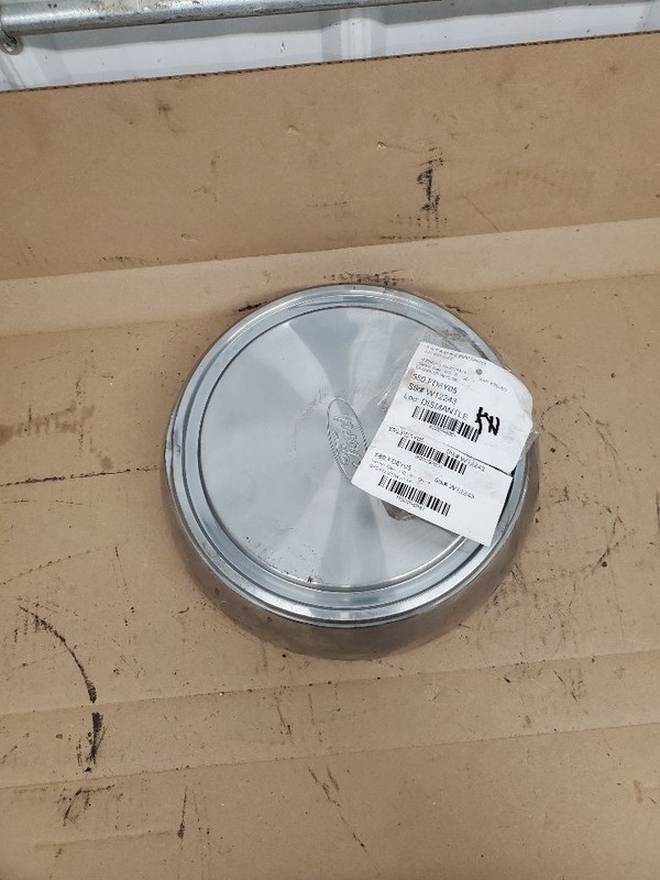 E350SD2005 Center Cap Wheel 298981