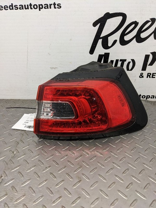 Passenger Tail Light Quarter Panel Mounted LED Fits 14-18 CHEROKEE 1157603