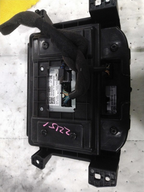 Used Infotainment Display fits: 2020 Chevrolet Spark MyLink 7`` touch screen Gra