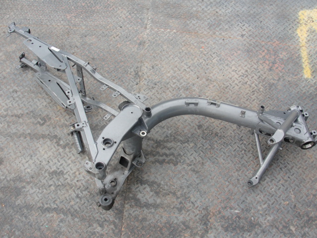 1996 TRIUMPH 1200 TROPHY MAIN FRAME CHASSIS BODY 96
