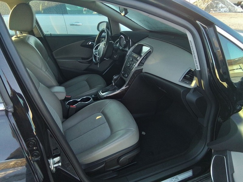 2012-2017 Buick Verano Front Passenger Lower Right Knee Air Bag ID 22771096
