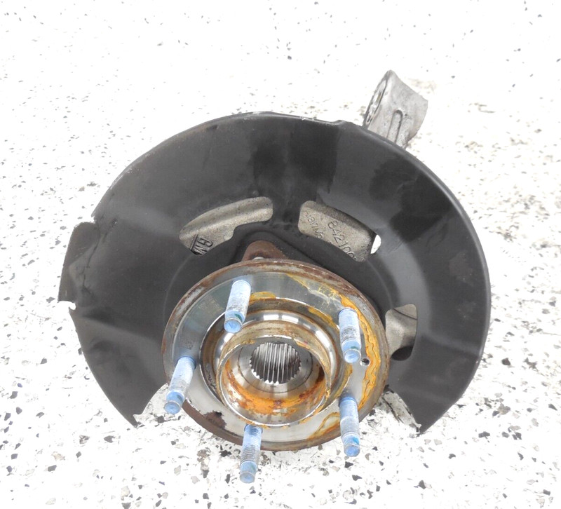 2018-2022 GMC Terrain Front Spindle Knuckle Hub Passenger Right RH OEM