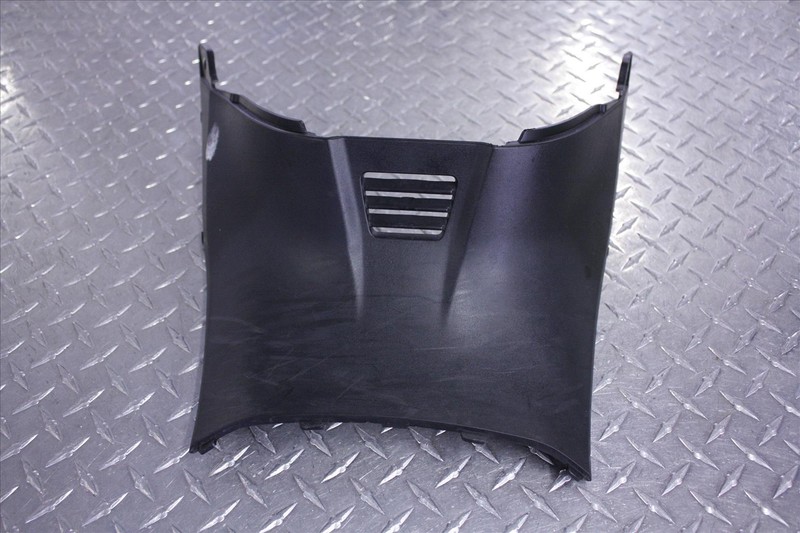 2008 SUZUKI AN 400 FRONT CENTER FRAME COVER GUARD FAIRING VENT OEM AN400 08
