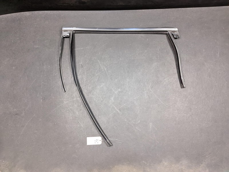 Rear Left Door Window Glass Run Channel 2021 Lincoln Nautilus 2019 2020 2022