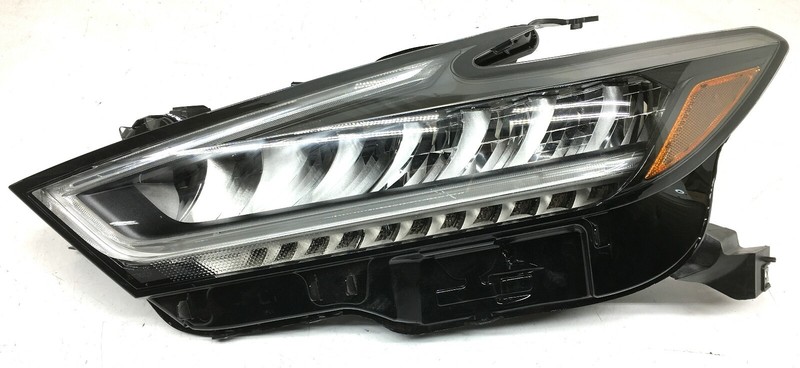 OEM Left Driver Side LED Headlamp For Nissan Maxima 26060-9DJ0C