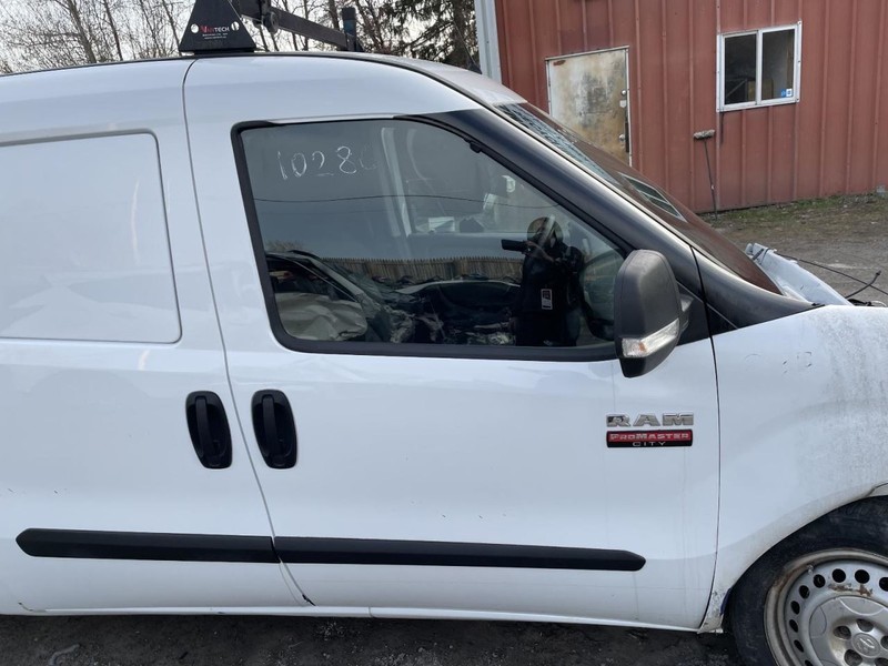 2015-2018 Dodge Promaster City Right Passenger Front Door White Minor Scratches