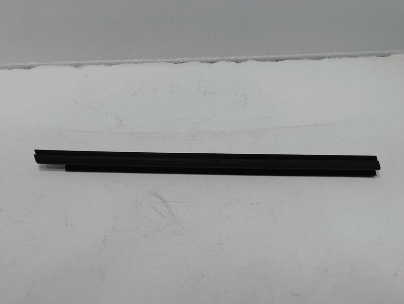 2019-2025 TOYOTA RAV4 FRONT PASSENGER DOOR WINDOW INNER WEATHERSTRIP SEAL OEM