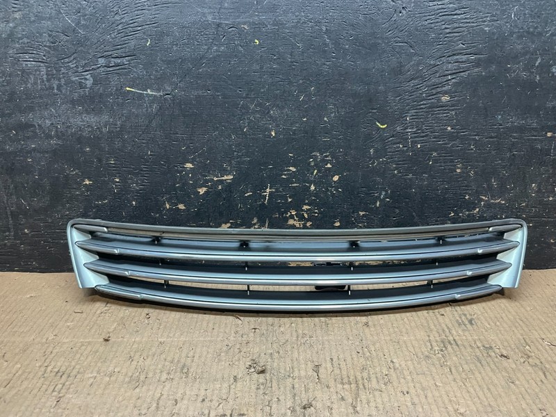 2004 Lexus ES330 ES300 Front Upper Grill Grille OEM Y6624 DG