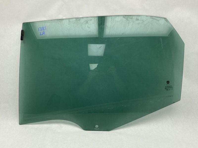 Left Driver Rear Door Window Glass Fits 2014-2017 Fiat 500L 82470 *NO SHIPPING*