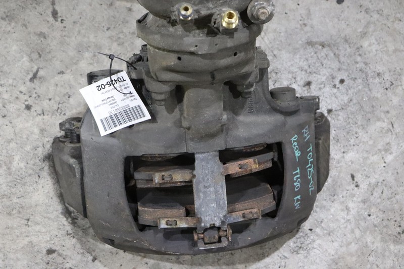 2013-2020 KENWORTH T680 PACCAR REAR RIGHT BRAKE CALIPER K150872 BENDIX OEM