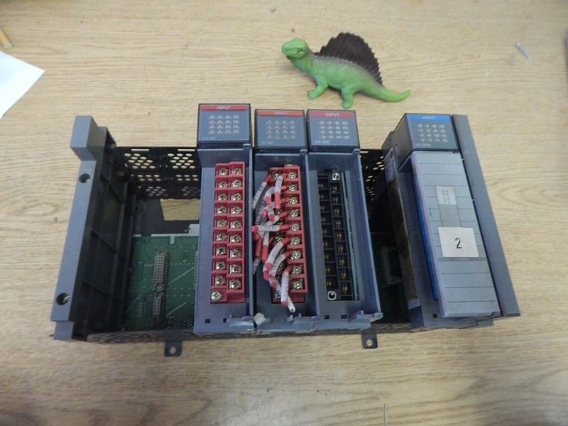 Allen Bradley 1746-A7 SLC500 7 Slot Rack 4 Slot Boxes DC-Sink 1746-1B16