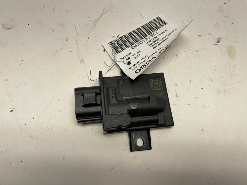 2018-2019 LAND RANGE ROVER VELAR FUEL GAS PUMP CONTROL MODULE OEM FK72-9D370-AF